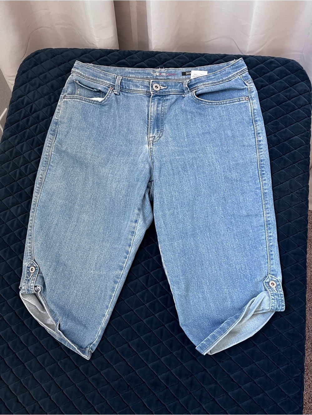 90s/Y2K Jean Shorts Style & Co. Medium Wash Denim - Women’s Size 14 - Casualwear